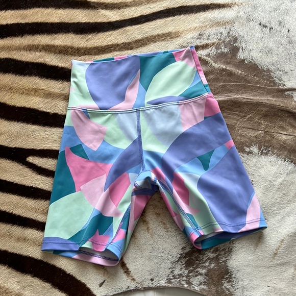 Beach Riot shorts - Picture 1 of 2